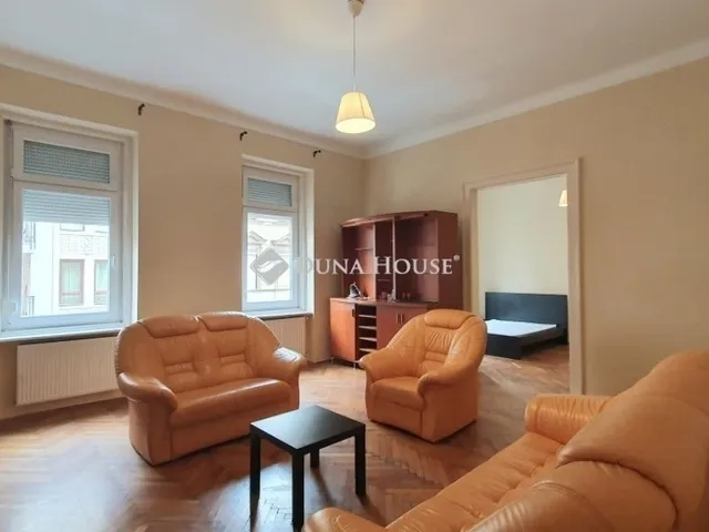 Eladó lakás Budapest VI. kerület 87 nm