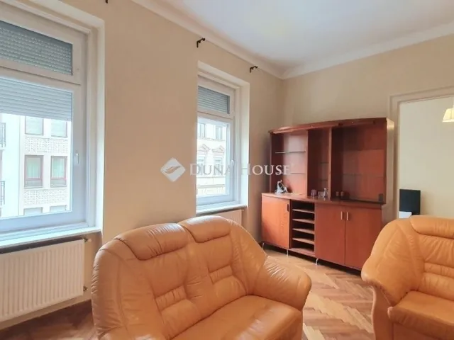 Eladó lakás Budapest VI. kerület 87 nm