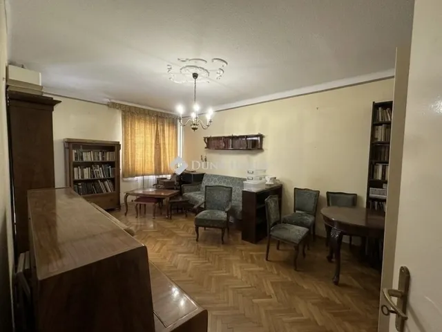 Eladó lakás Budapest II. kerület 75 nm