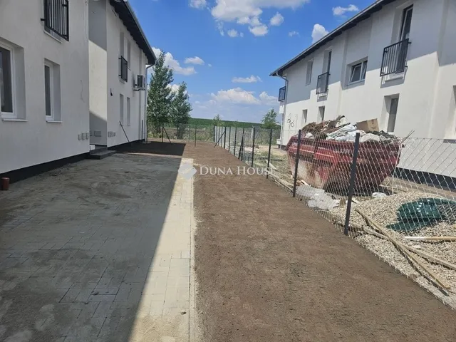 Eladó lakás Mende 78 nm