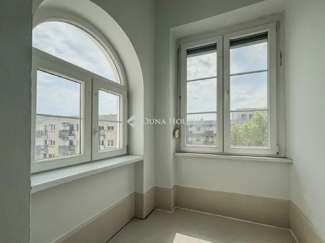 Eladó lakás Budapest II. kerület 138 nm