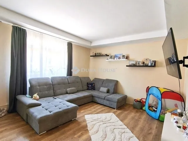 Eladó ház Budapest XVIII. kerület, Újpéteritelep 77 nm