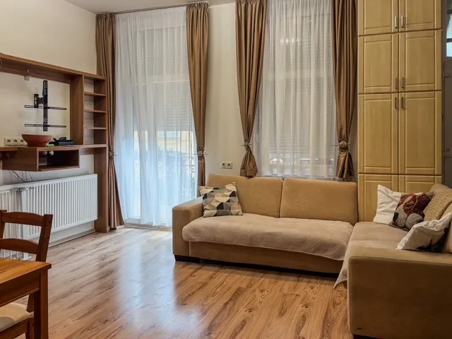 Eladó lakás Budapest II. kerület 67 nm