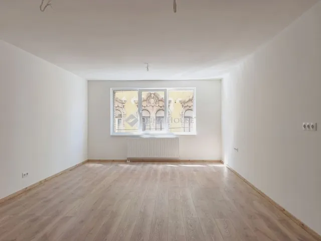 Eladó lakás Budapest VI. kerület 74 nm