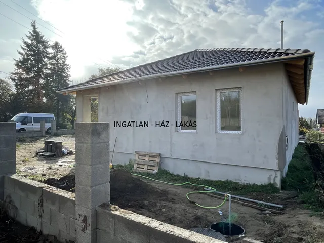 Eladó ház Csörög 100 nm