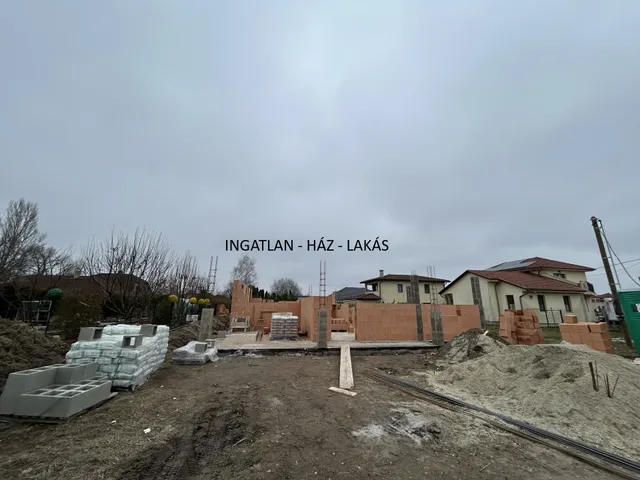 Eladó ház Nagytarcsa 150 nm