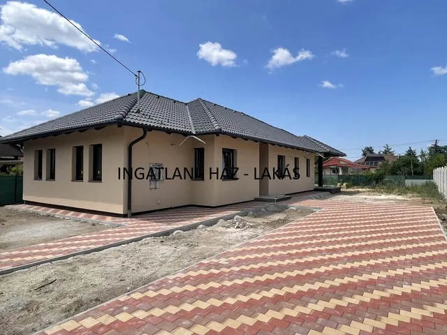 Eladó ház Veresegyház 125 nm