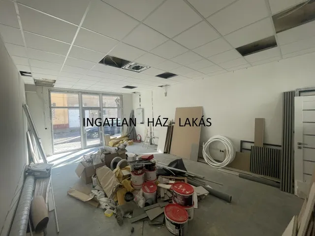 Kiadó kereskedelmi és ipari ingatlan Budapest IV. kerület 51 nm