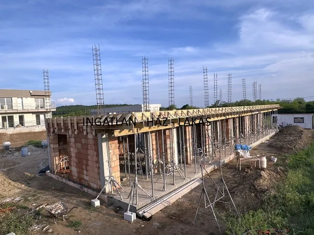 Eladó lakás Mogyoród 45 nm