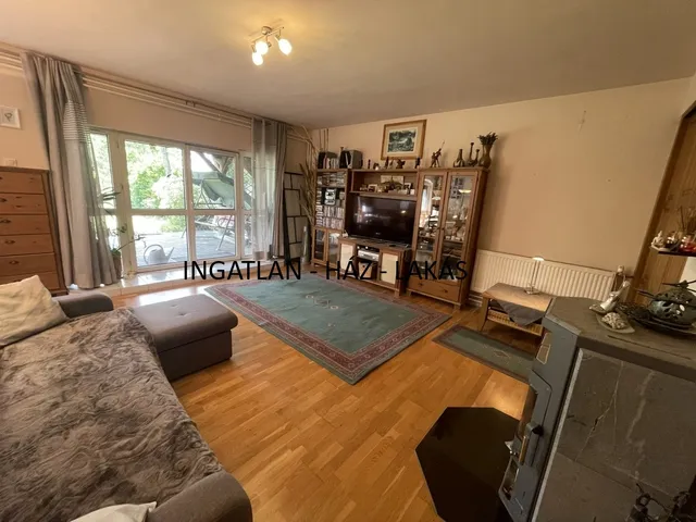 Eladó ház Szada 159 nm
