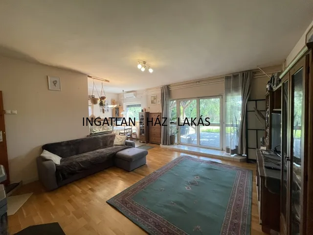 Eladó ház Szada 159 nm