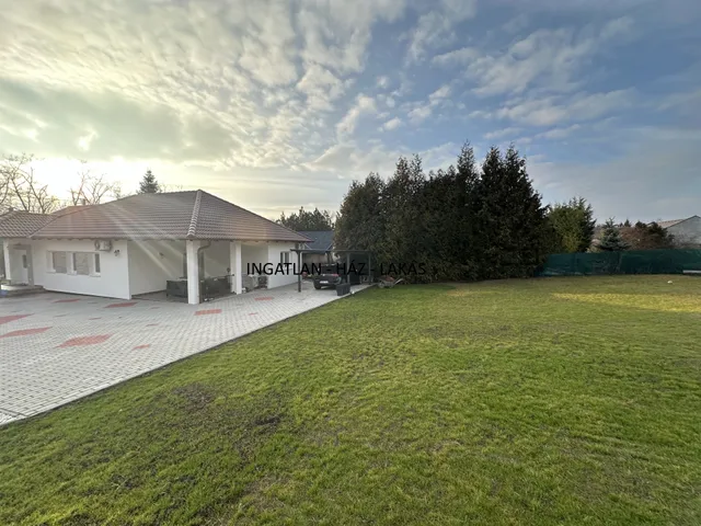 Eladó ház Veresegyház 128 nm