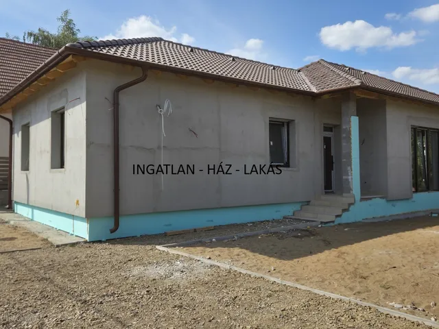 Eladó ház Erdőkertes 107 nm