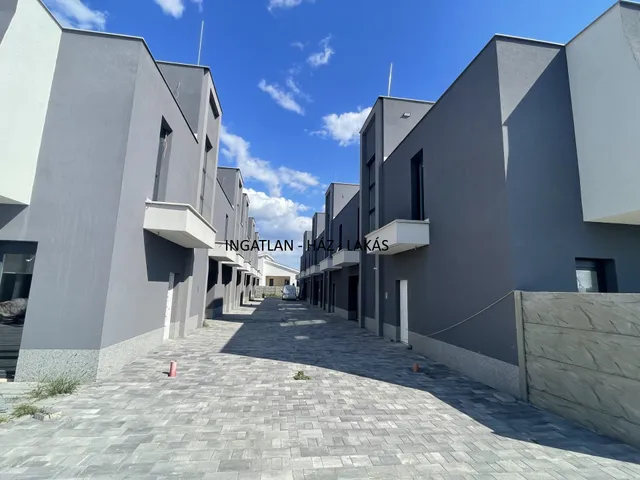 Eladó ház Mogyoród 144 nm