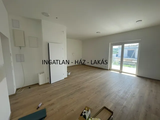 Eladó ház Mogyoród 144 nm
