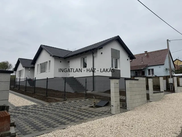 Eladó ház Kerepes 90 nm