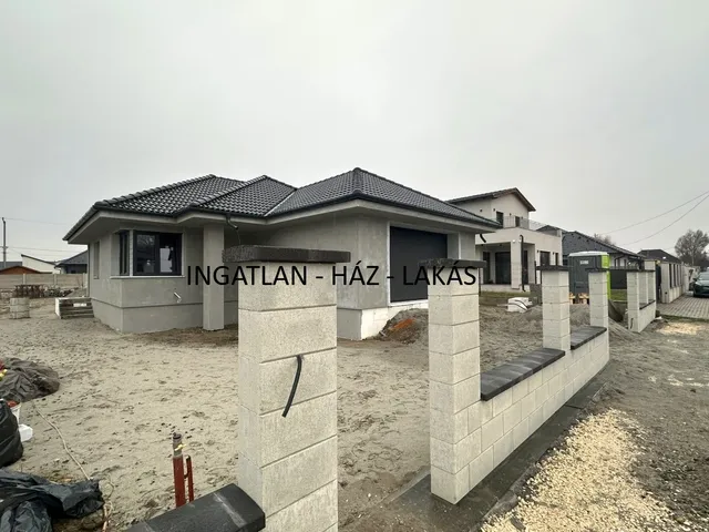 Eladó ház Nagytarcsa 145 nm