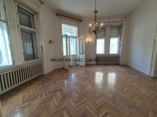 Eladó lakás Budapest VII. kerület, Erzsébet körút 82 nm