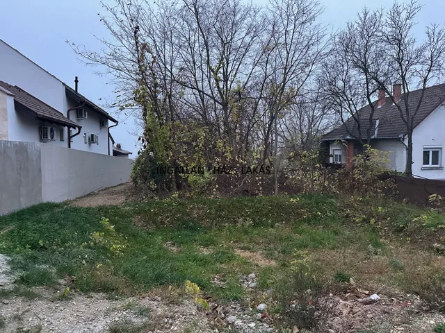 Eladó ház Szada 127 nm