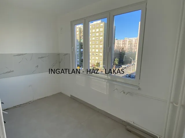 Eladó lakás Budapest XV. kerület, Páskomliget utca 55 nm