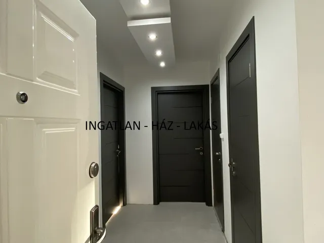 Eladó lakás Budapest XV. kerület, Páskomliget utca 55 nm