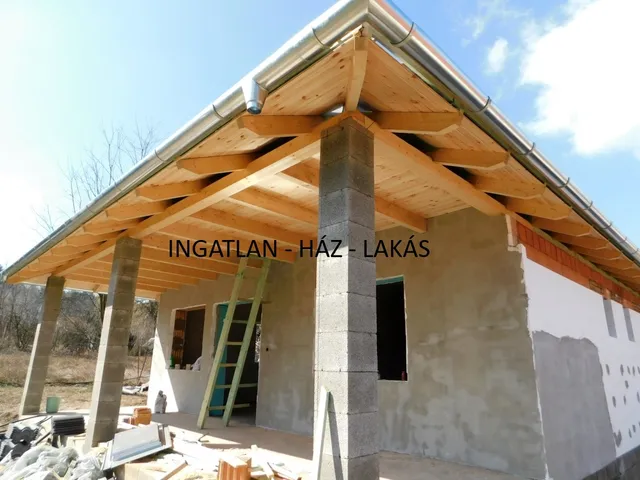 Eladó ház Erdőkertes 120 nm