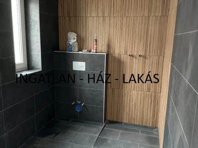 Eladó lakás Mogyoród 45 nm