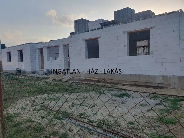 Eladó ház Őrbottyán 75 nm