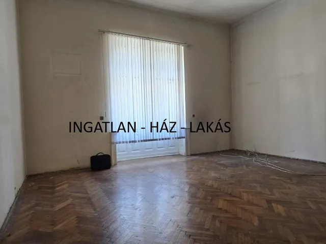 Eladó lakás Budapest VIII. kerület, Üllői út 82 nm
