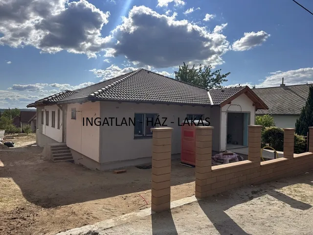 Eladó ház Veresegyház 128 nm