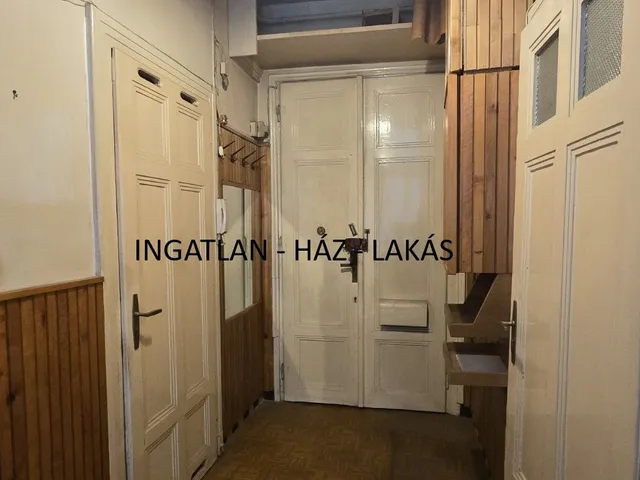 Eladó lakás Budapest V. kerület, Belváros, Kálvin tér 73 nm