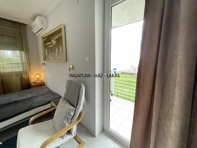 Kiadó lakás Siófok, Beszédes József Sétány 29 nm