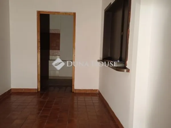 Eladó kereskedelmi és ipari ingatlan Miskolc, Belváros 67 nm