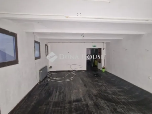 Eladó kereskedelmi és ipari ingatlan Miskolc, Belváros 86 nm