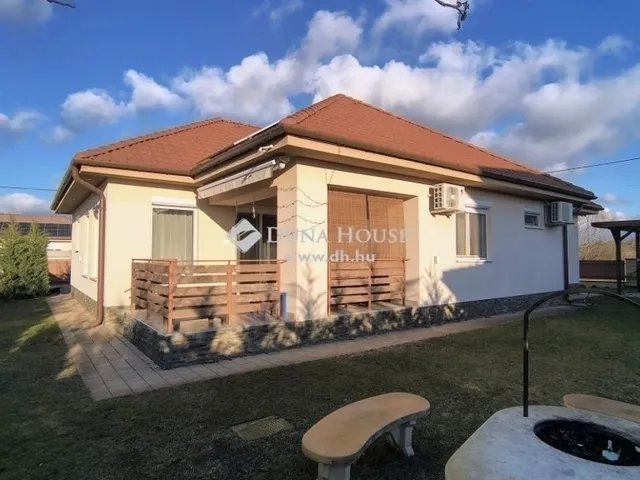 Eladó ház Debrecen, Ungvárikert 182 nm