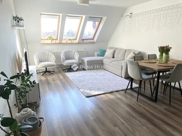 Eladó lakás Debrecen 120 nm