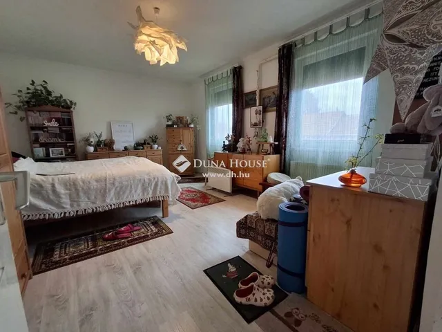 Eladó ház Berettyóújfalu 199 nm