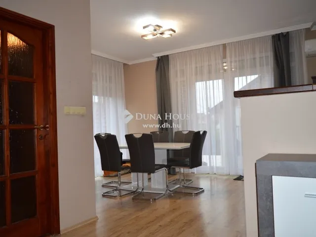 Eladó ház Debrecen, Biharikert 276 nm