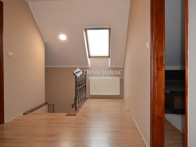 Eladó ház Debrecen, Biharikert 276 nm