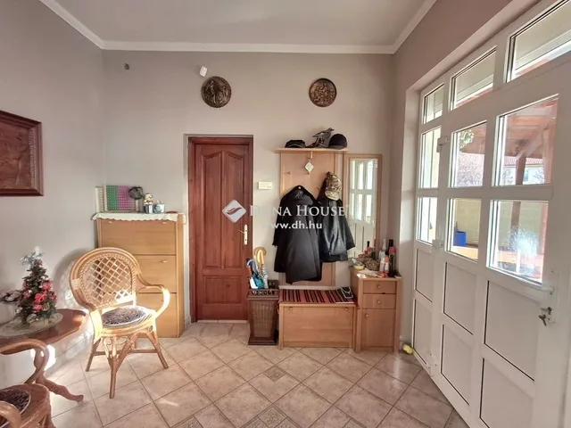 Eladó ház Debrecen, Úrrétje 250 nm
