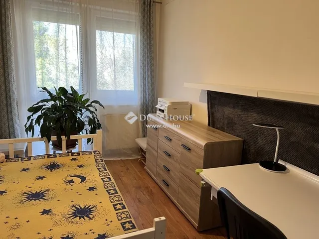 Eladó lakás Debrecen, Nagyerdő 68 nm