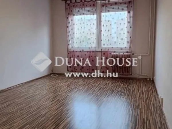 Eladó lakás Debrecen, Vénkert 71 nm