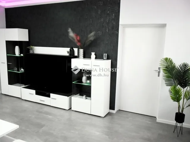 Kiadó lakás Debrecen, Vénkert 56 nm
