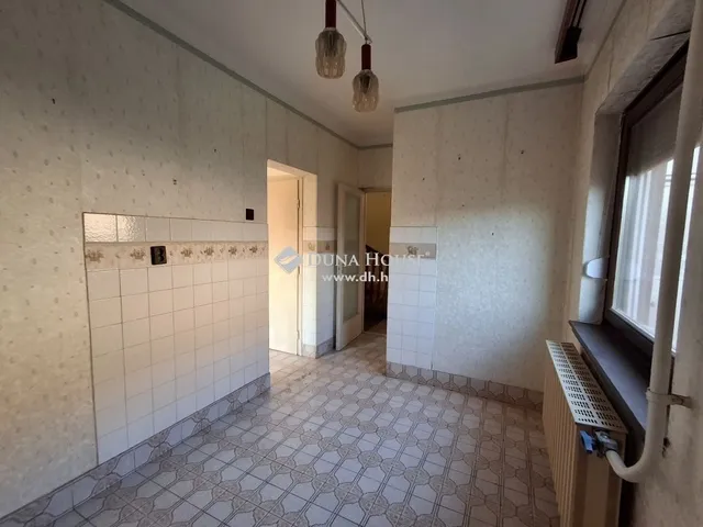 Eladó ház Berettyóújfalu 186 nm