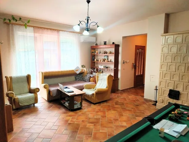 Eladó ház Debrecen, Pércsikert 154 nm