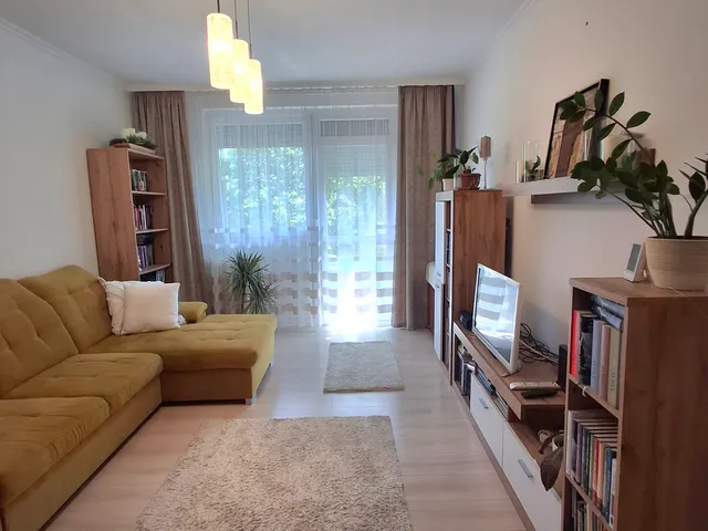 Eladó lakás Debrecen, Vénkert, Sinai Miklós utca 54 nm