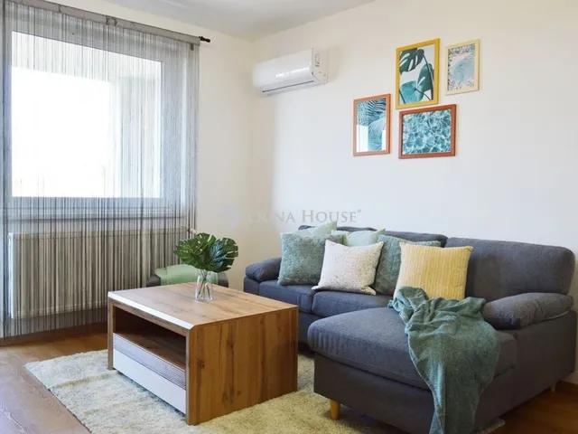 Kiadó lakás Debrecen, Belváros 77 nm