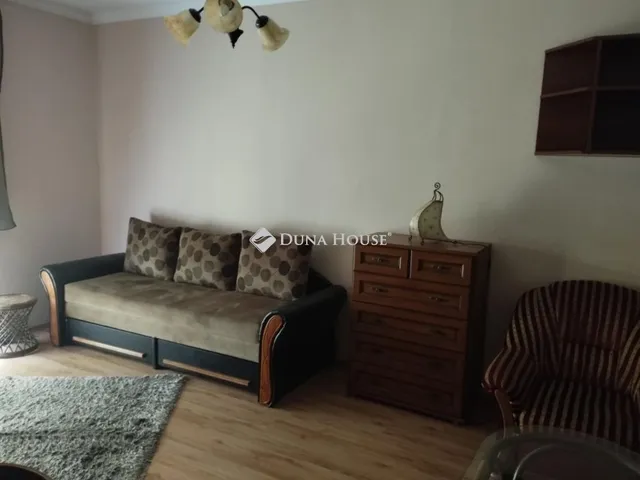 Kiadó lakás Debrecen, Egyetemváros 43 nm