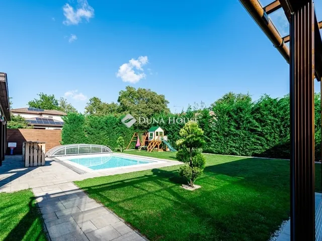 Eladó ház Debrecen, Falóger 200 nm