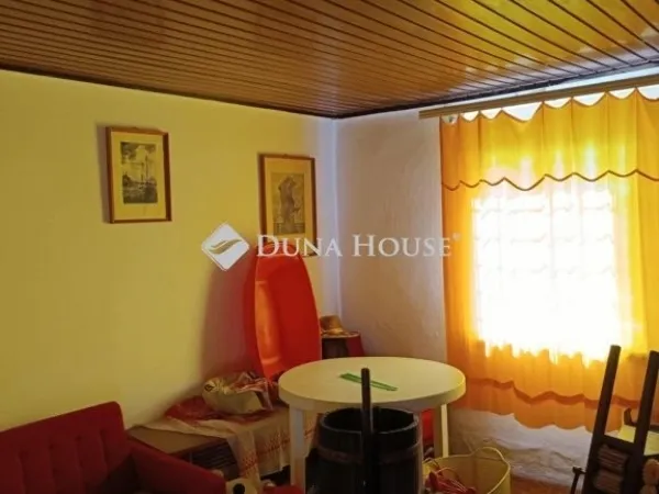 Eladó üdülő és hétvégi ház Debrecen, Bayk András-kert 15 nm